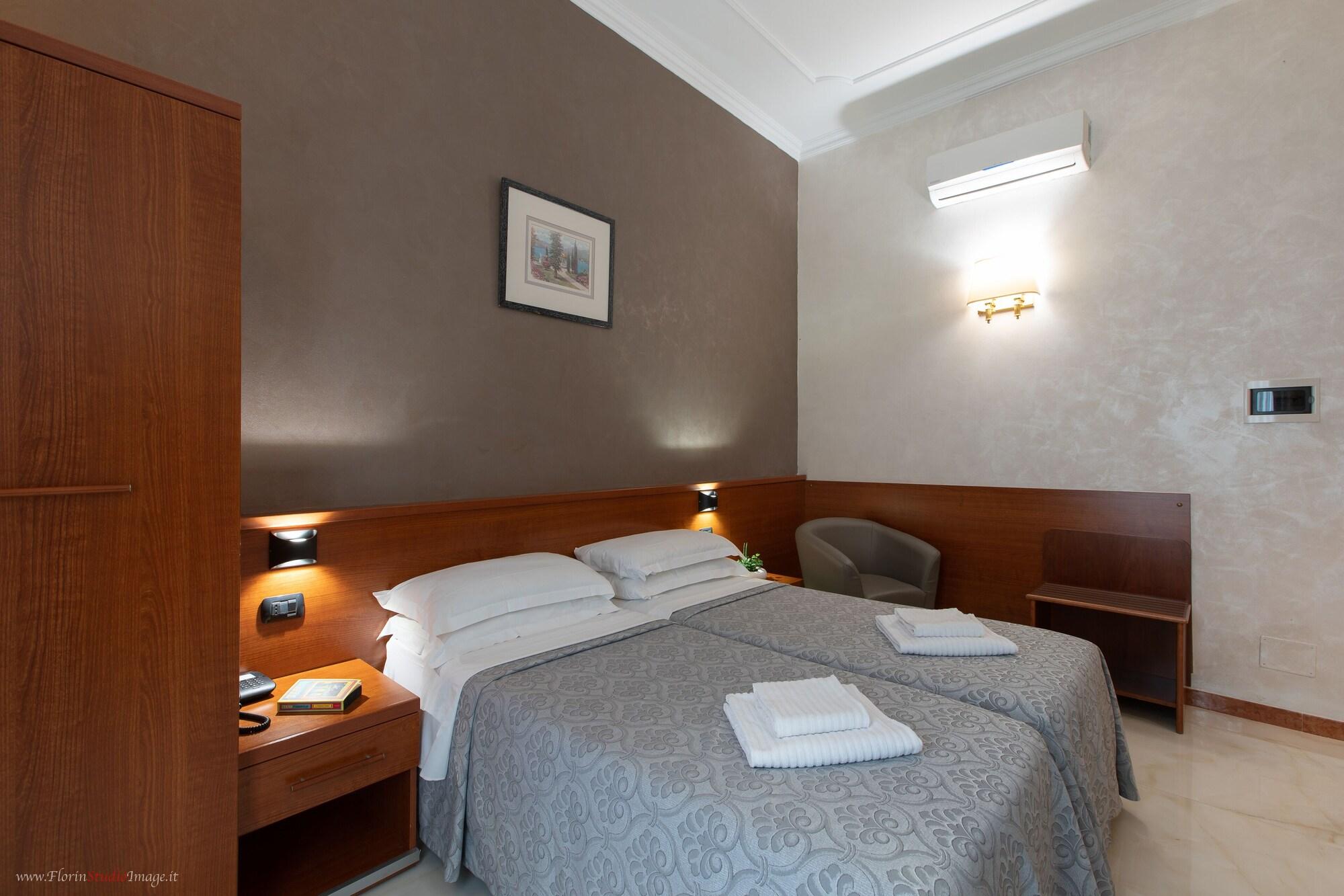 Hotel Centro Cavour Roma Esterno foto