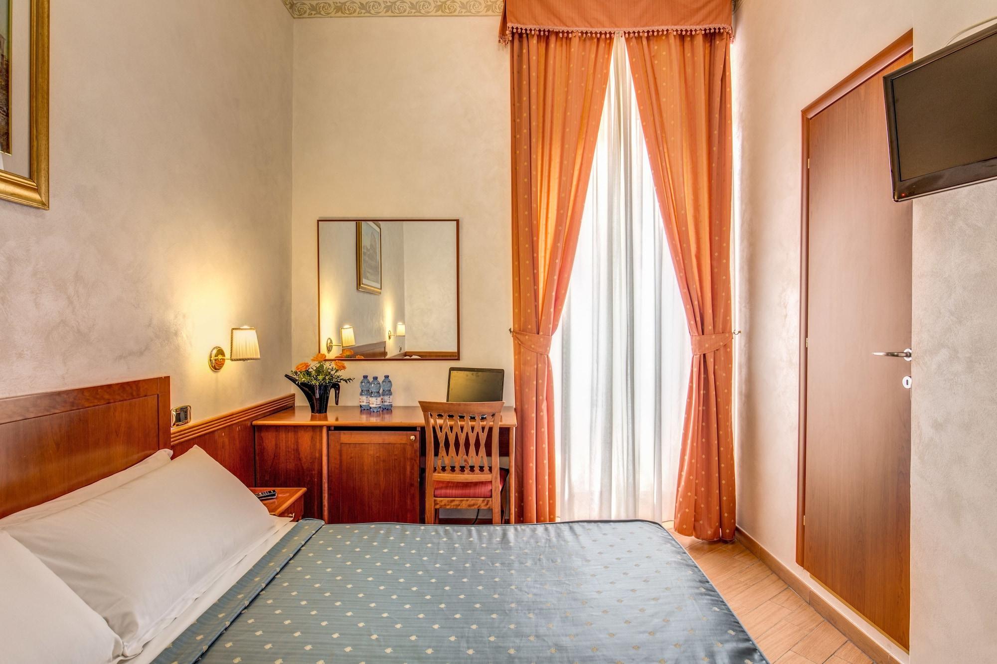 Hotel Centro Cavour Roma Esterno foto